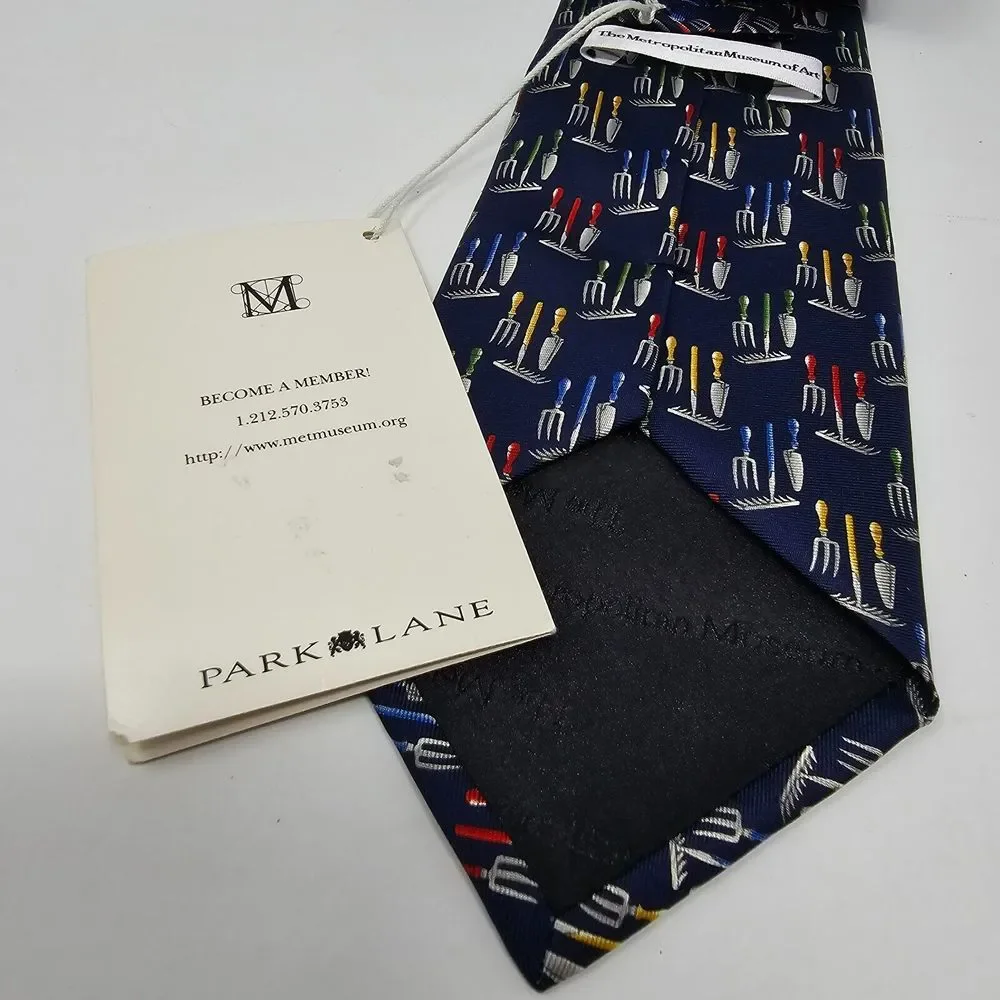 Metropolitan Museum of Art Mens Navy Garden Tool Print Silk‎ Necktie Park Lane